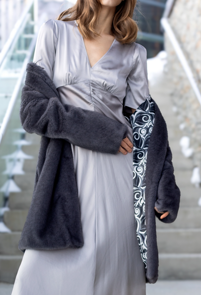 3433 Long smooth dress Solid Light grey + 3489 Coat Solid Grey.jpg